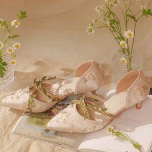 Romantic Vine Kitten Heels